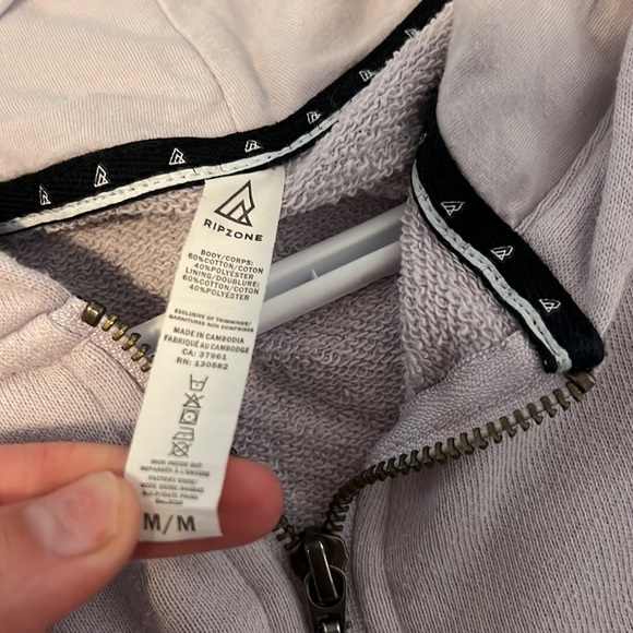 Ripzone/sports check quarter zip lavender hoodie - Picture 5 of 5